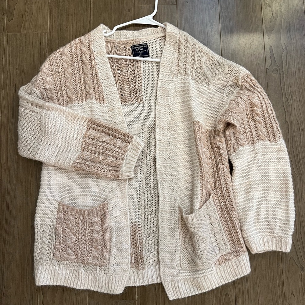 Abercrombie Blush Pink and Cream Knitted Cardigan